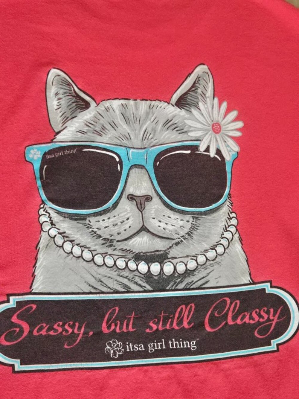 It’s A Girl Thing Cat Graphic Tee Women’s Small Pink Sassy Cat Shirt